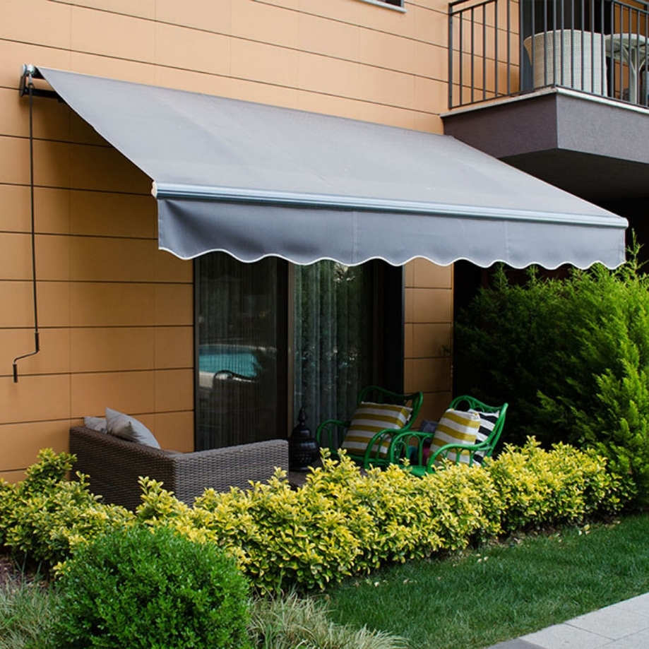 ARTICULATED AWNING
